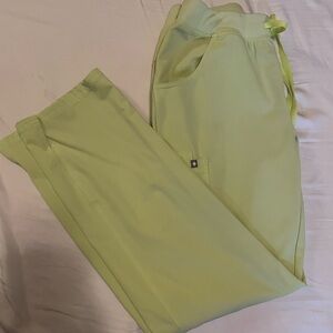 FIGS yellow-green scrub set M/MTall